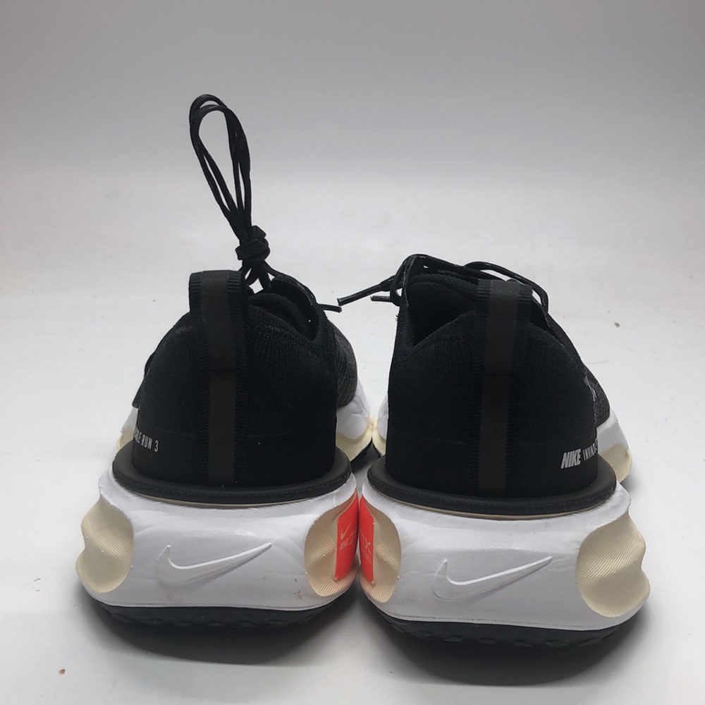 Women’s ZoomX Invincible Run 3 Wide Black/White FN7997-001 NWOB - Picture 4 of 5